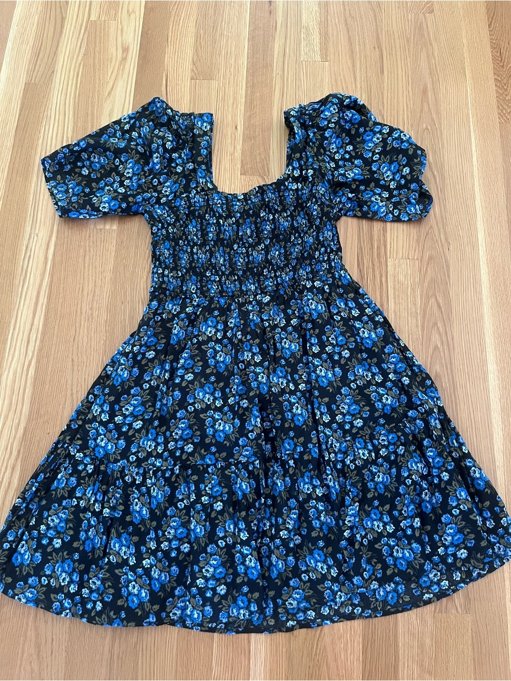 GAP Black Dress with Blue Floral Print and Puff Sleeves - Picture 1 of 2